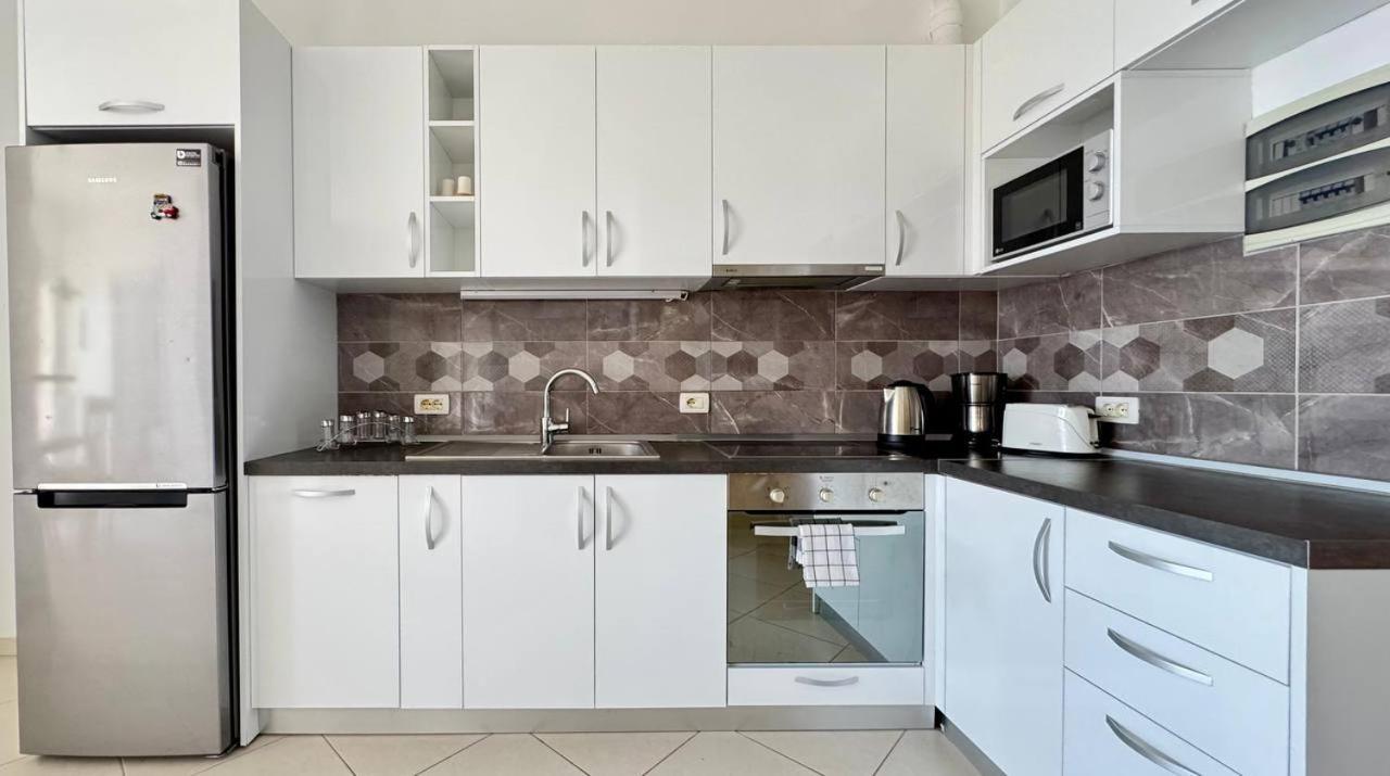 Del Mar Sea View Apartment Sarandë 외부 사진